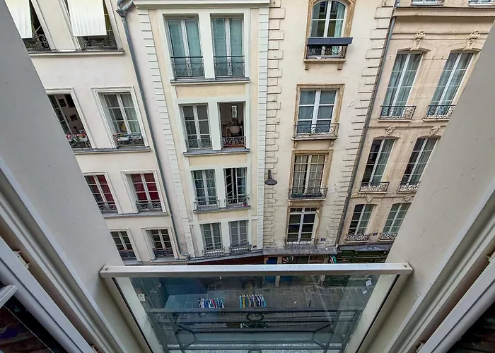 85 Saint Honore